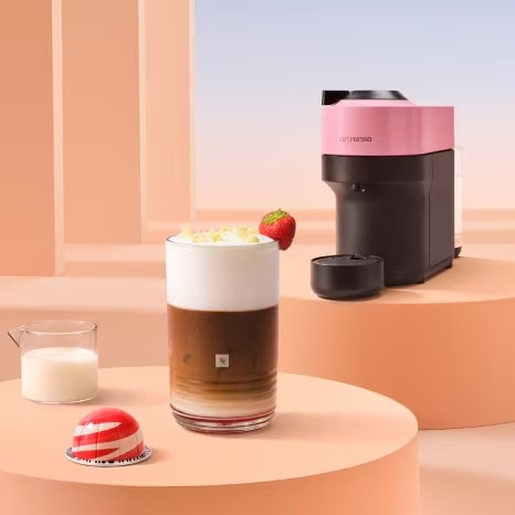 Iced White Chocolate Strawberry Latte