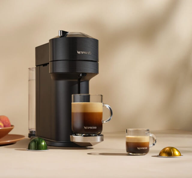La máquina de café con diseño elegante de Nespresso ahora con un descuento  del 40% en
