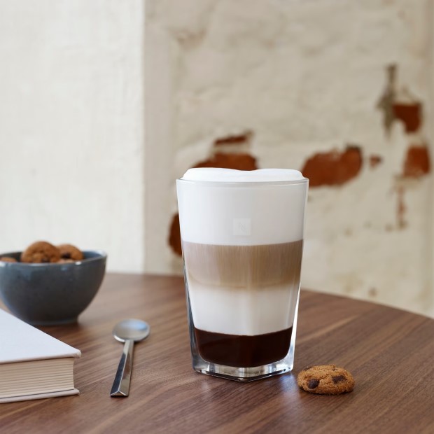 Caffè Latte Con Cookies De Chocolate