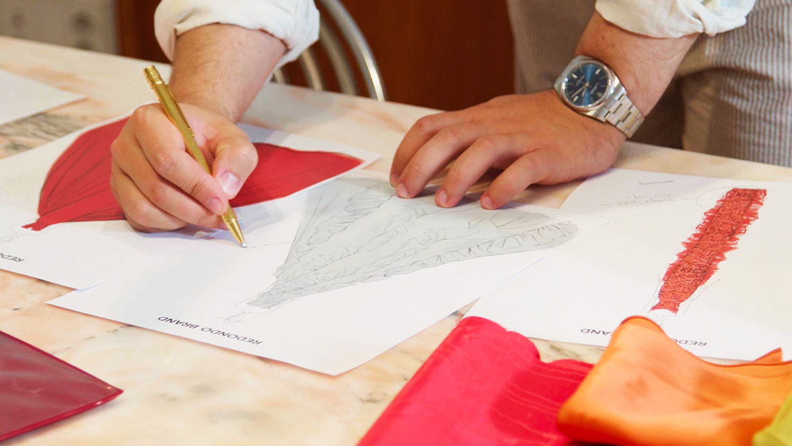 Patronaje de un vestido en dibujo