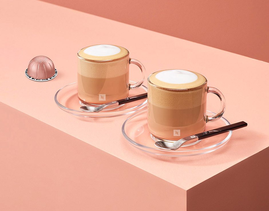 Cafés de Nespresso preparados y servidos