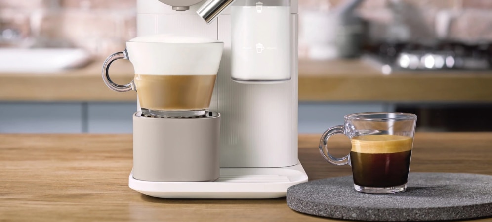 https://www.nespresso.com/ecom/medias/sys_master/public/13126281560094/wide-4-L.jpg