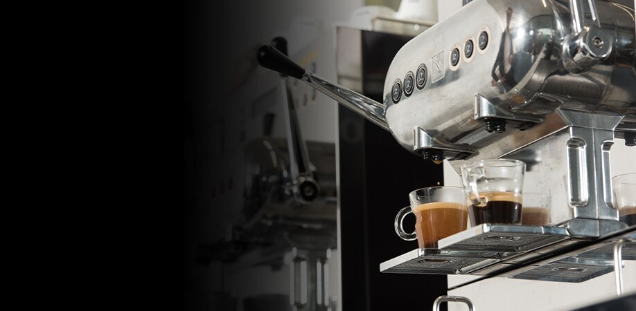 Aguila 420 commercial coffee machine in the office