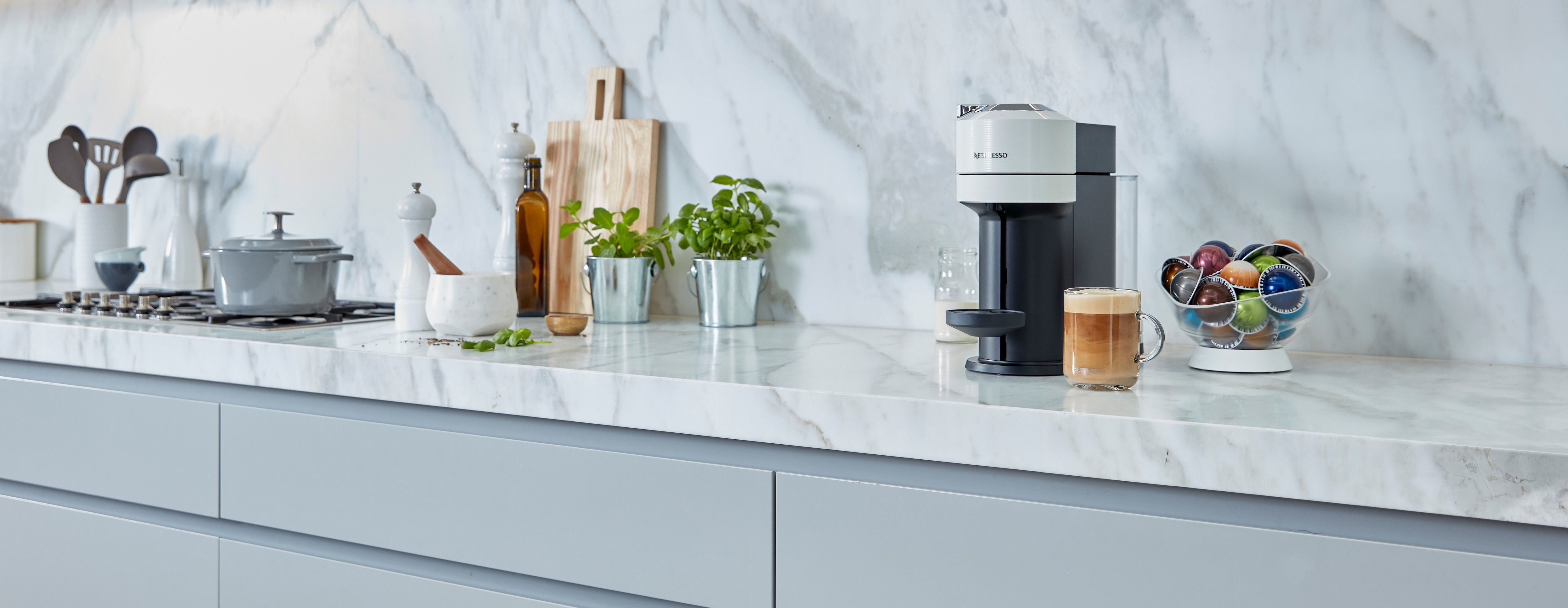 Vertuo Next Coffee Machine in White - Nespresso Australia Vertuo Next Coffee Machine in White - Nespresso Australia