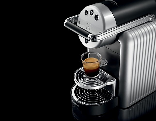 Nespresso Professionnel - Machine à Café Zenius & 700 capsules - SAV 1 An  inclus - Adaptée aux Professionnels : : Cuisine et Maison