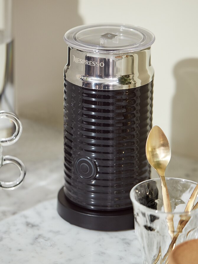 Aeroccino3 Black | Milk Frothers 