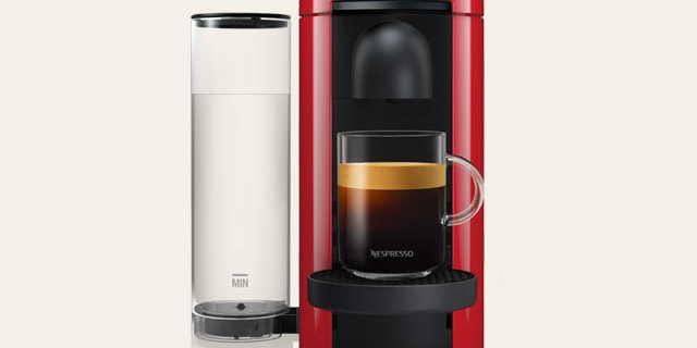 Vertuo Plus Cherry Red Flat Top