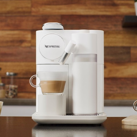 Gran Lattissima Sophisticated Darks | DeLonghi Latte Machine | Nespresso