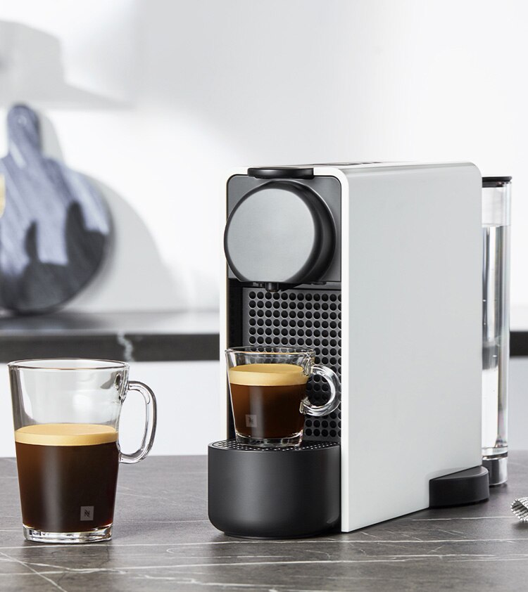 Essenza Plus C Black | Coffee Machines 