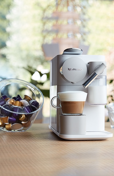 DeLonghi Lattissima One Porcelain White Coffee Machine NESPRESSO