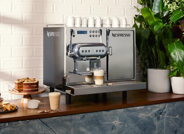 Nespresso Professionnel - Machine à Café Zenius & 200 capsules - SAV 1 An  inclus - Adaptée aux Professionnels : : Cuisine et Maison