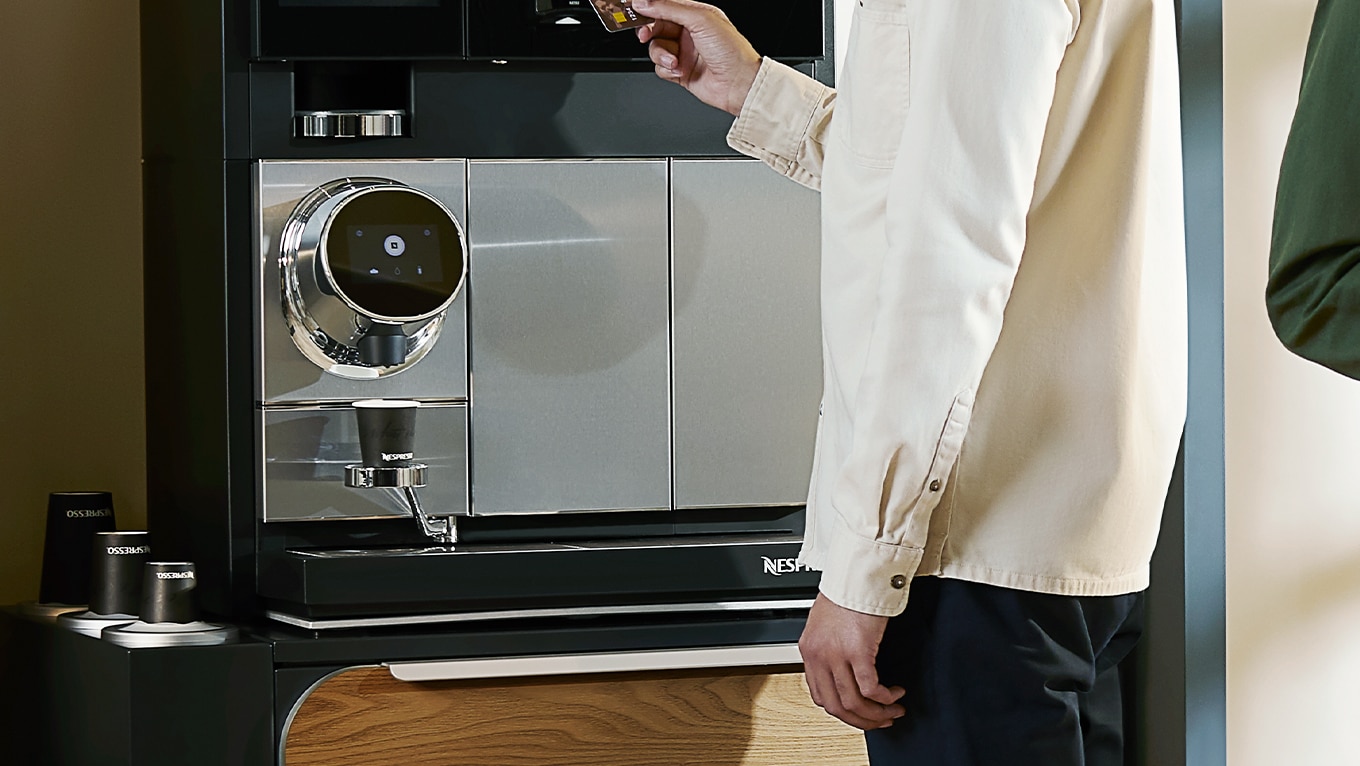 新品ネスプレッソ Nespresso モメント100 業務用コーヒーマシン モメント 100｜業務用コーヒーマシン｜ネスプレッソ