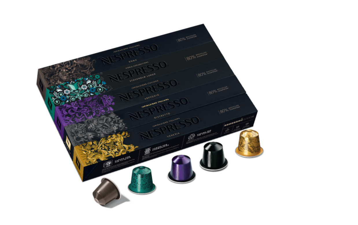 https://www.nespresso.com/ecom/medias/sys_master/public/17518143275038/Essentials-5-Sleeve-Assortment-PDP-AW01.png?impolicy=productPdpSafeZone&imwidth=1238