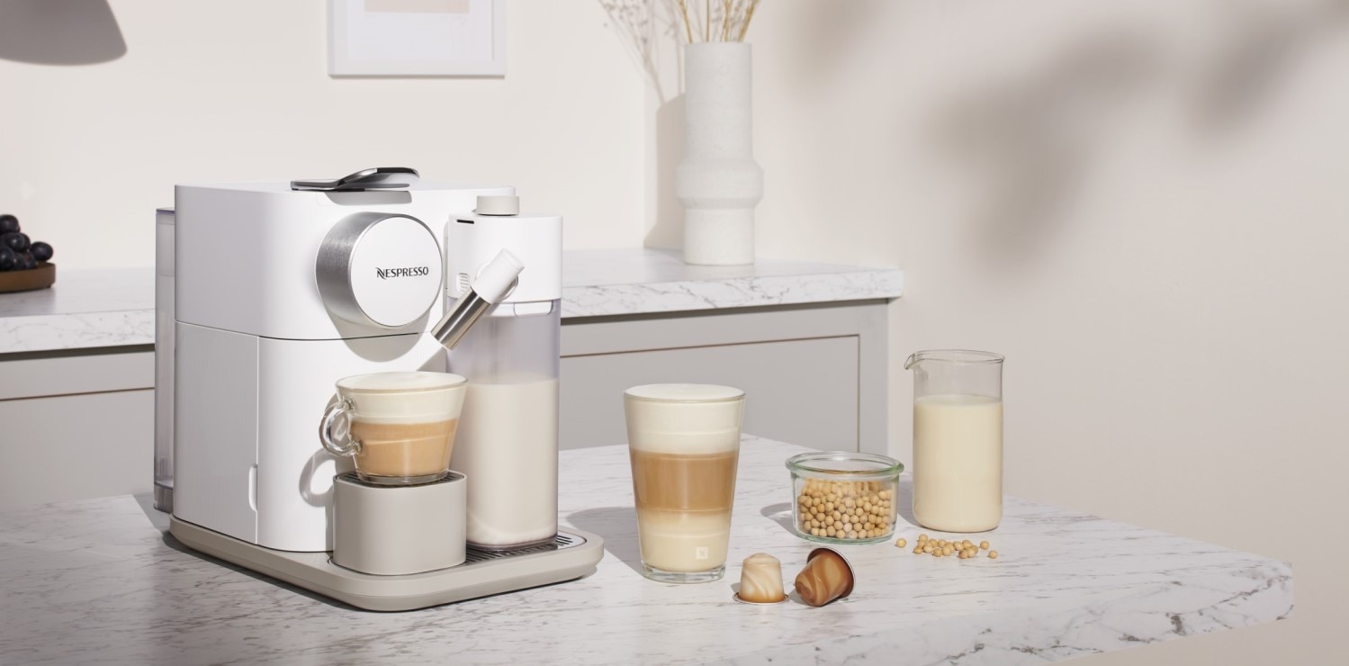 Zubereitung von Kaffees mit Milchalternativen Nespresso Creatista 