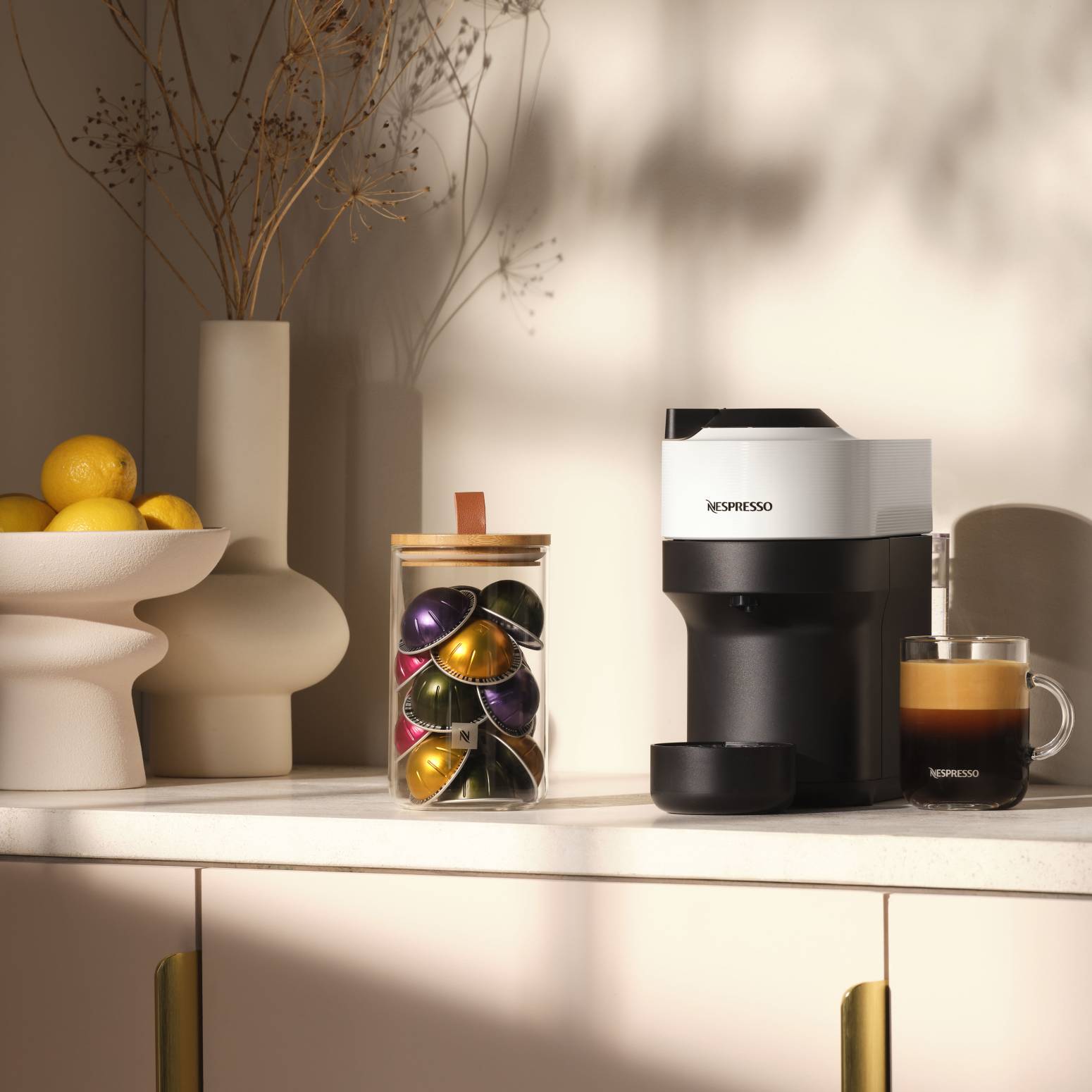 Cafeteira Vertuo Pop Branco Coco 110V | Nespresso