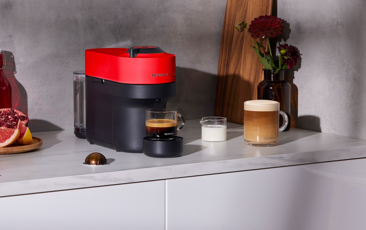 KRUPS Vertuo Pop XN9205K MACCHINA CAFFÈ CAPSULE, Spicy Red