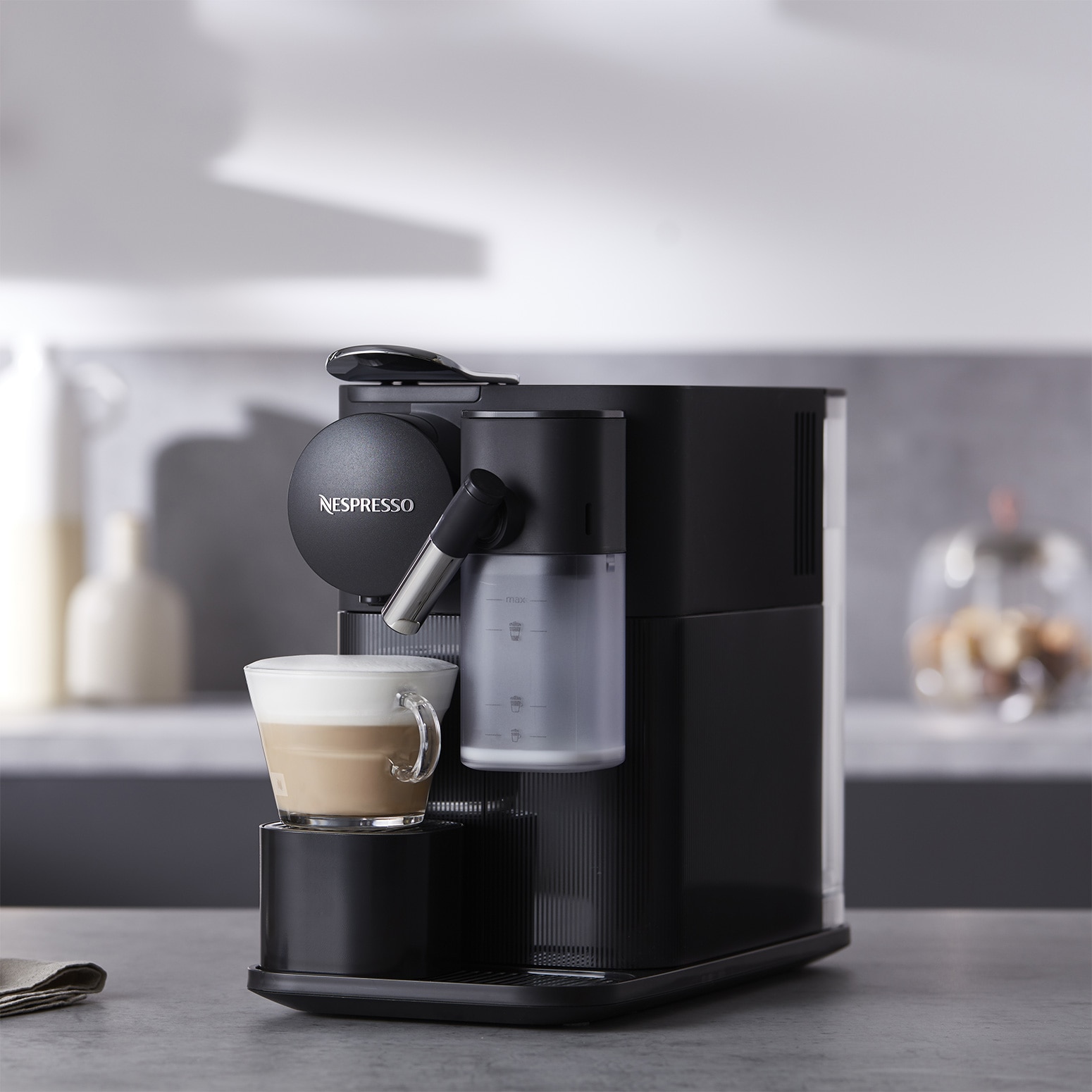 Nespresso lattissima hotsell one