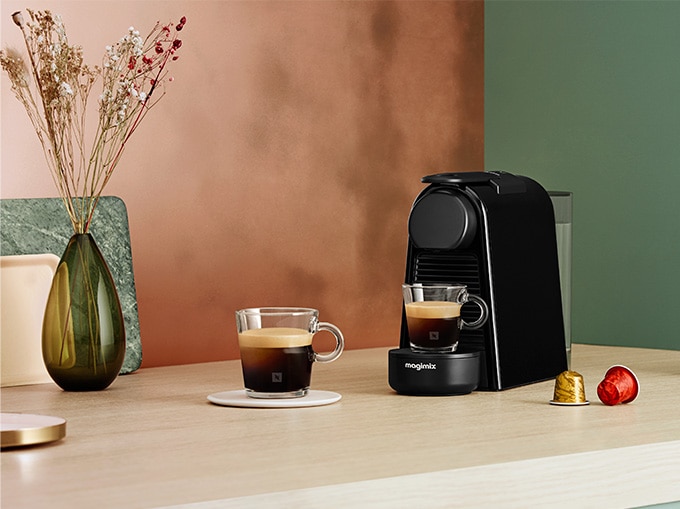 KRUPS CAFETERA NESPRESSO ESSENZA MINI XN110BVC KRUPS - oferta: 101,68 € -  Máquinas de expreso y cafeteras