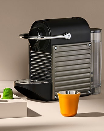 Machine à café Nespresso Pixie avec mousseur à lait, argent, Delonghi —  Boutique de la balayeuse