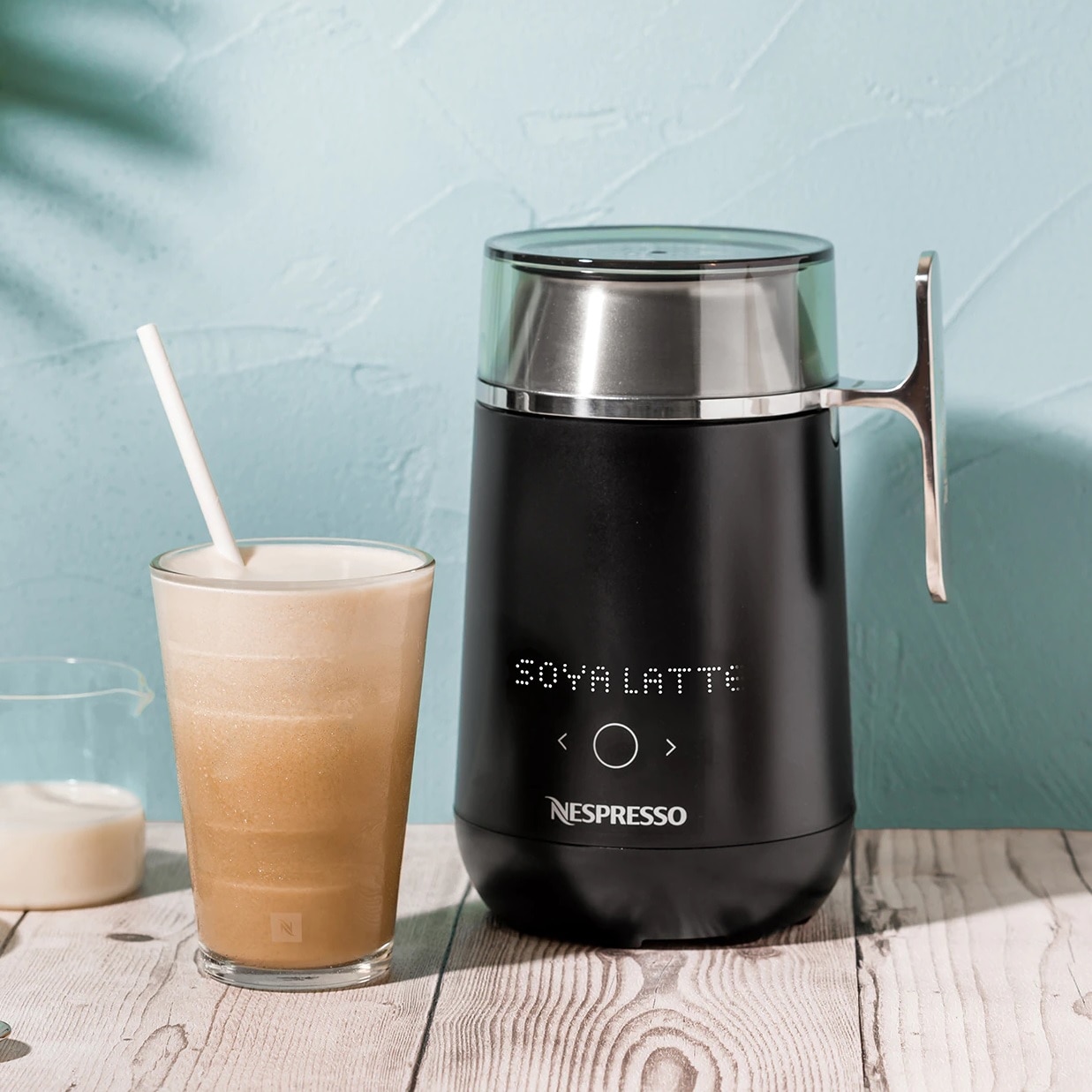 Barista - Milk Frother - Nespresso - Nespresso ® Barista - Milk Frother - Nespresso - Nespresso ®