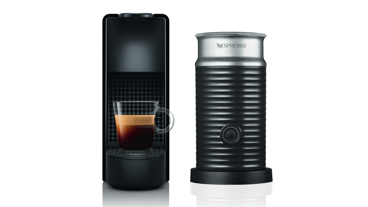 Cafeteira Essenza Mini e Aeroccino3 Preta | Nespresso