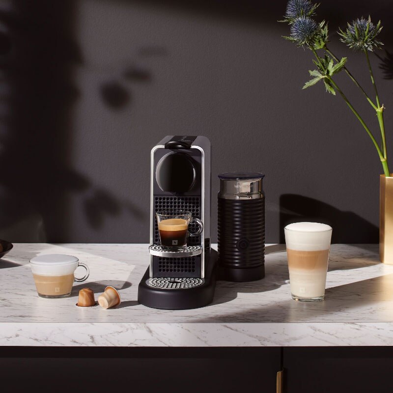 CitiZ Platinum&Milk Stainless steel Coffee Machine - Nespresso