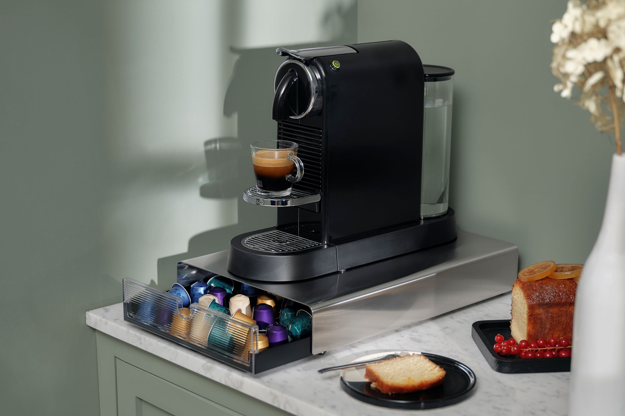 Nespresso Citiz limousine black