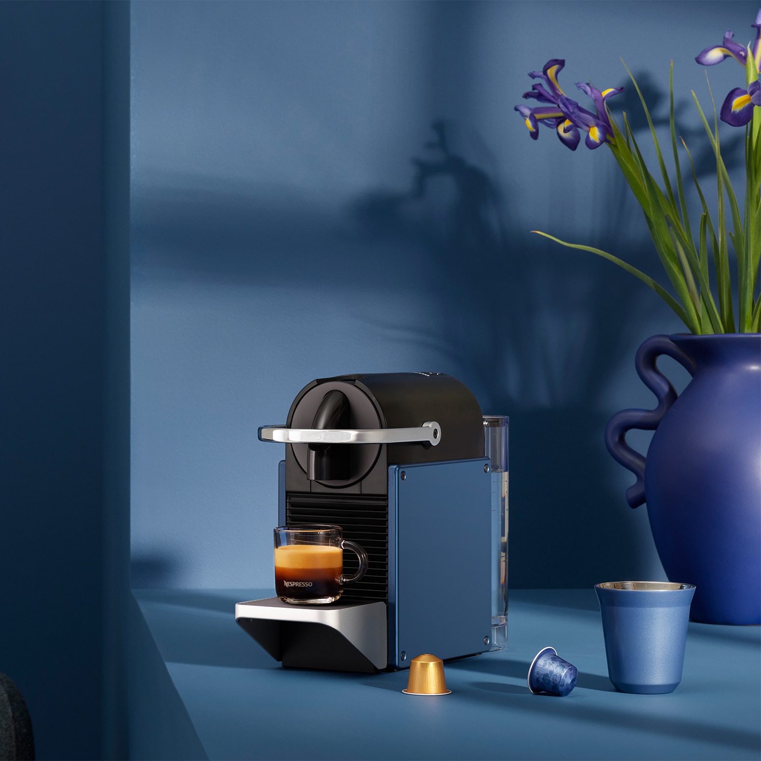 Pixie Dark Blue - Espresso & Coffee Machine - Nespresso™ SG