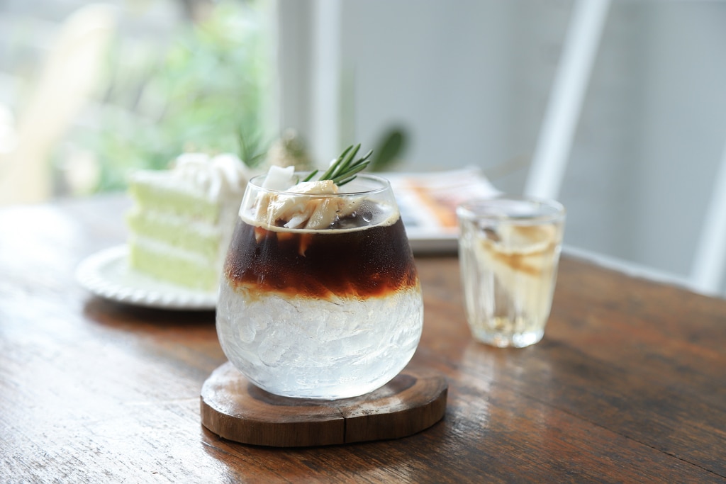 กาแฟอเมริกาโนมะพร้าวเย็น