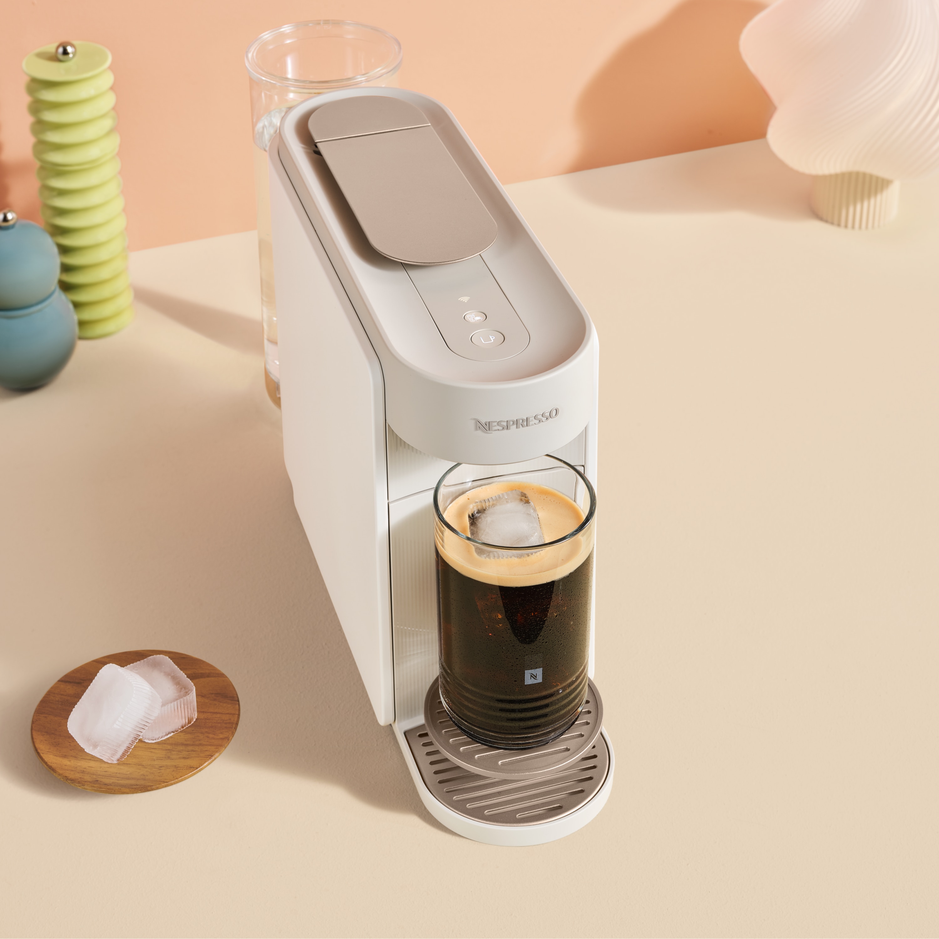 Кофемашина Nespresso Vertuo Up белая — фото 6