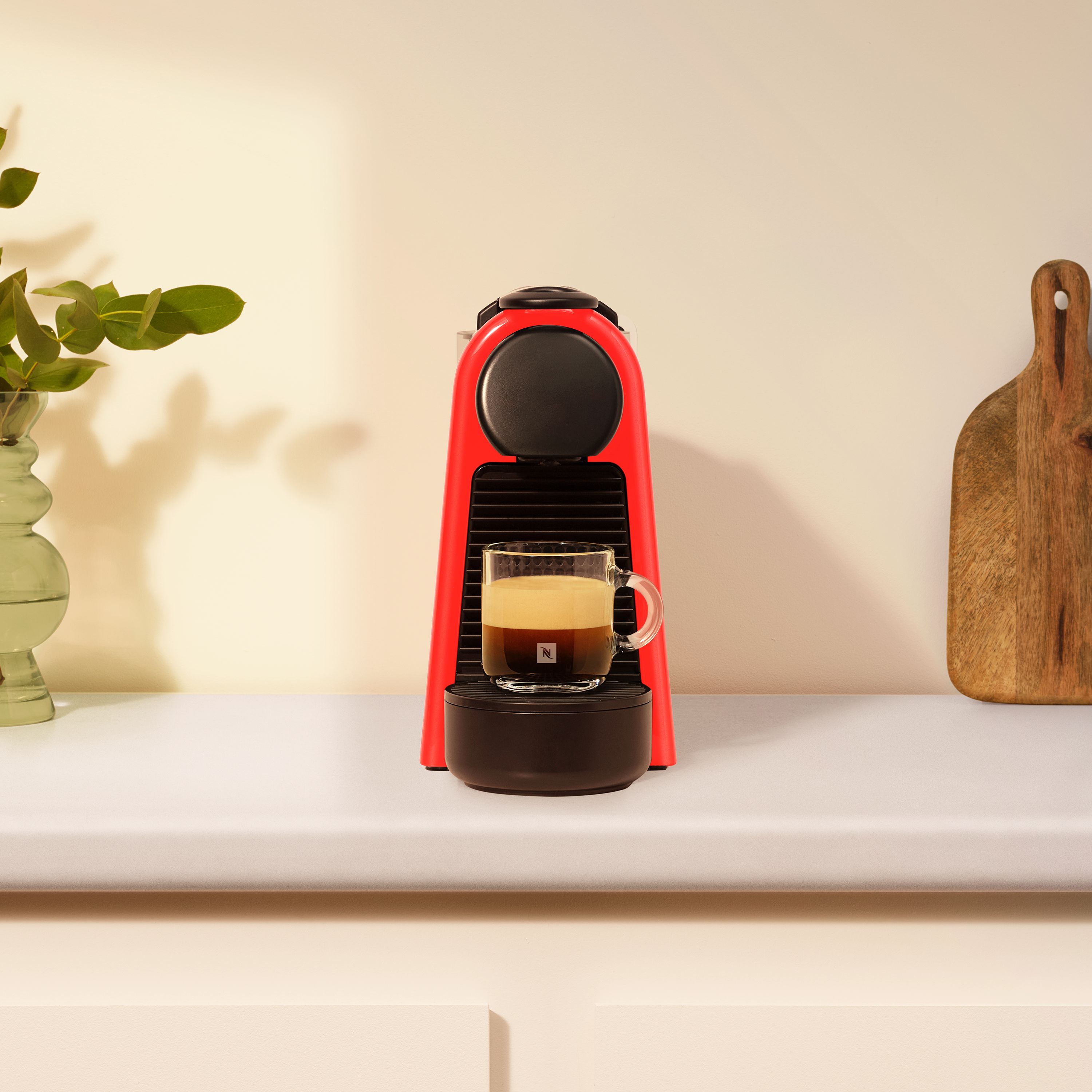 Cafeteira Essenza Mini Vermelho | Nespresso