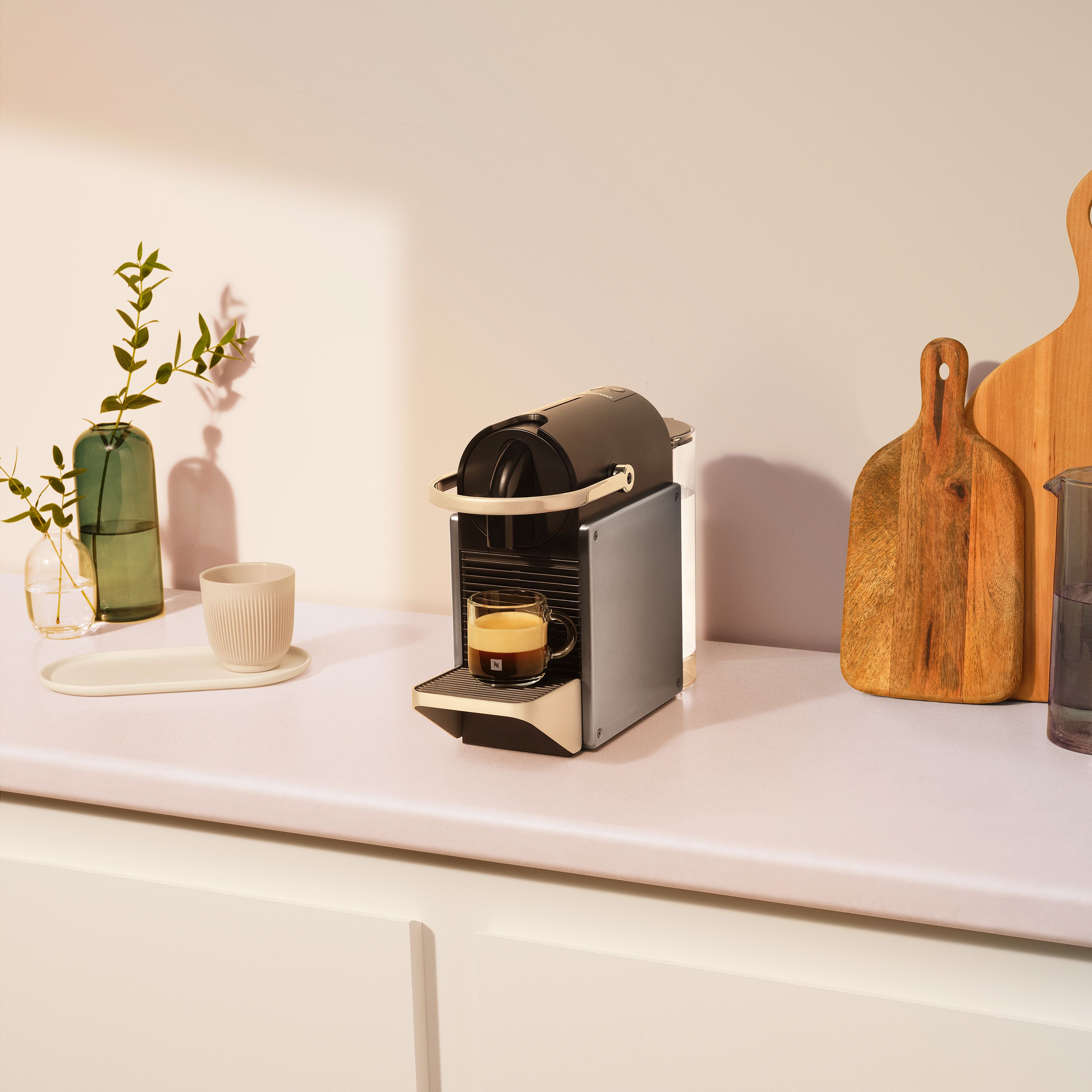 Pixie Titânio 220v | Cafeteira elétrica| Nespresso