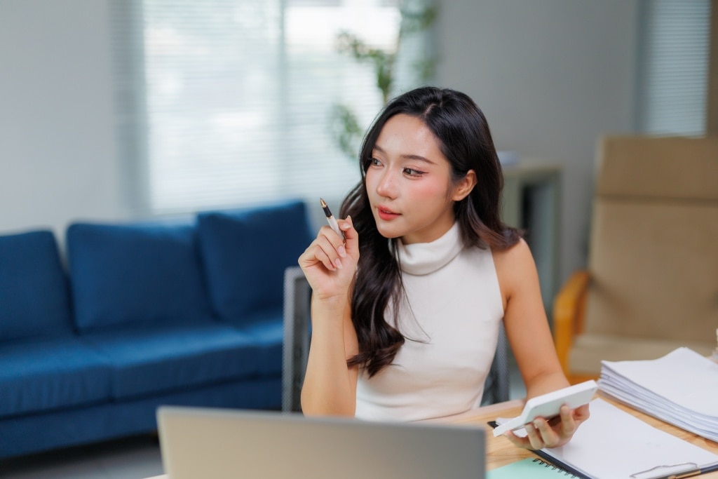 วิธีแก้ง่วงตอนทำงาน เปลี่ยนโฟกัสสายตา