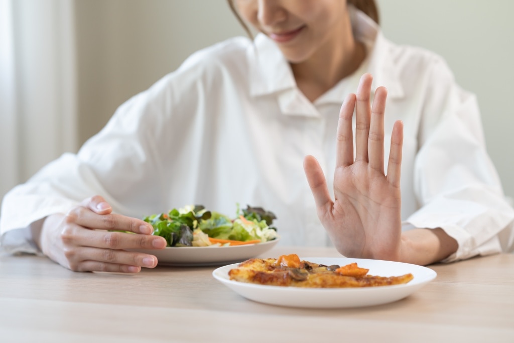 วิธีแก้ง่วงตอนทำงาน เลี่ยงคาร์โบไฮเดรต