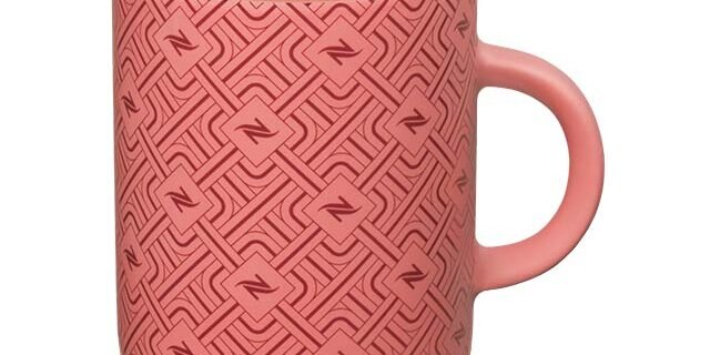 Celebration Coffee Mug Strawberry (380 ml)