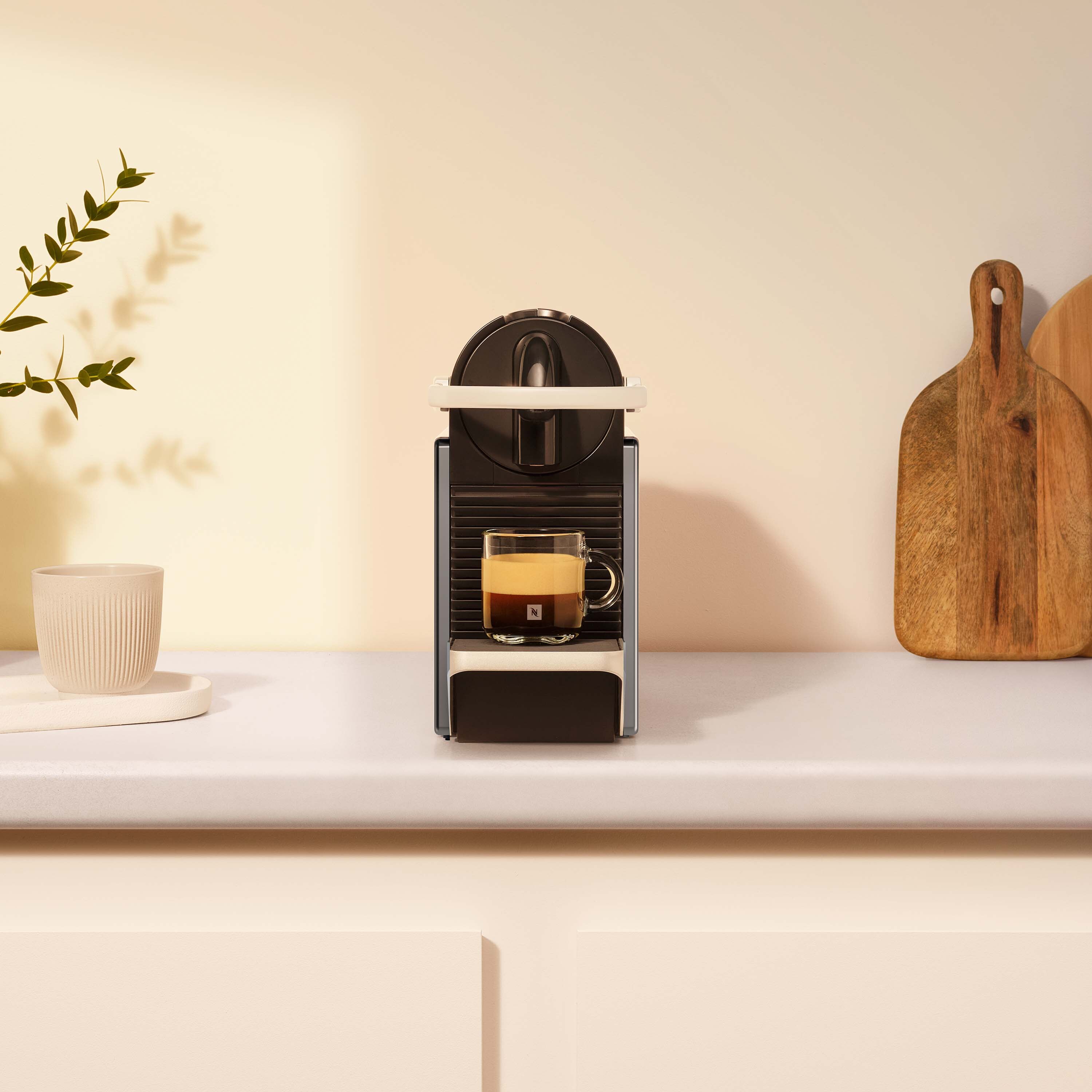 【新品未使用】NESPRESSO ORIGINAL PIXIE ネスプレッソ Nespresso Pixie - Silver | Ultimate Compact Espresso Machine