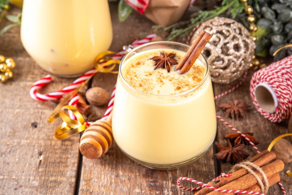 Eggnog รสชาติคล้ายกับการดื่มคัสตาร์ดเนื้อเนียน