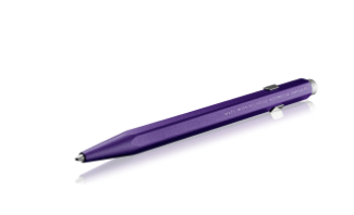 Caneta feita com cápsulas de café usadas e recicladas da Nespresso