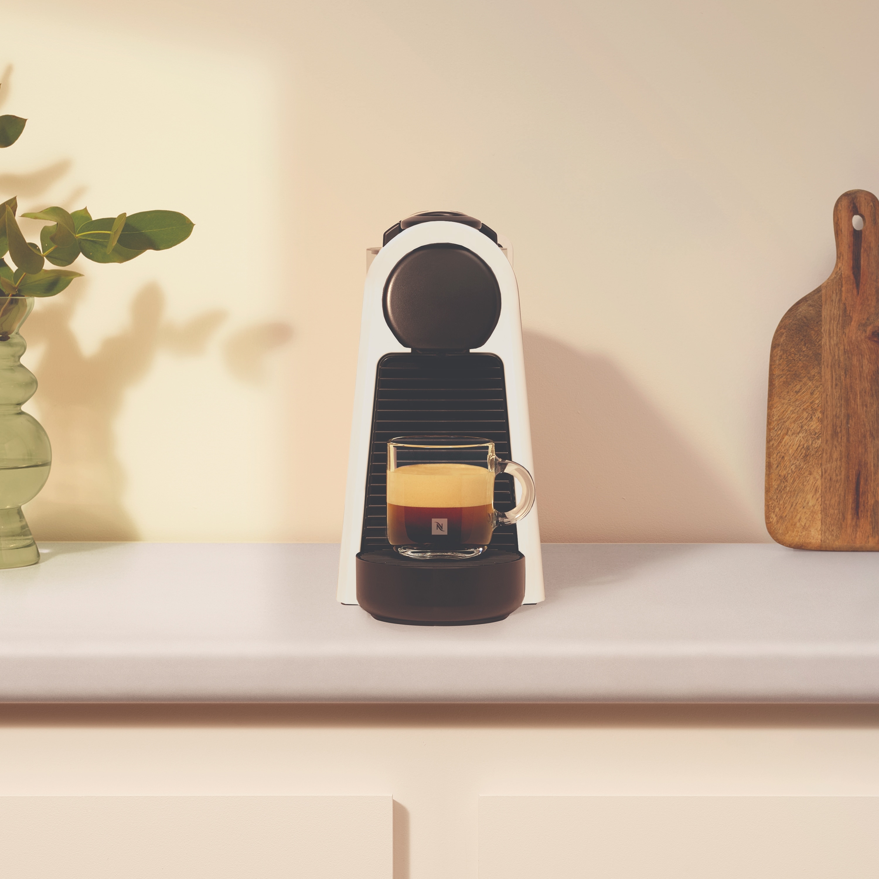 Espressor Essenza Mini Mat Alb D30 | Original | Nespresso™ Romania