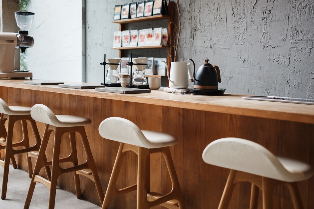 แบบร้านกาแฟเล็ก ๆ สไตล์ The Counter Bar