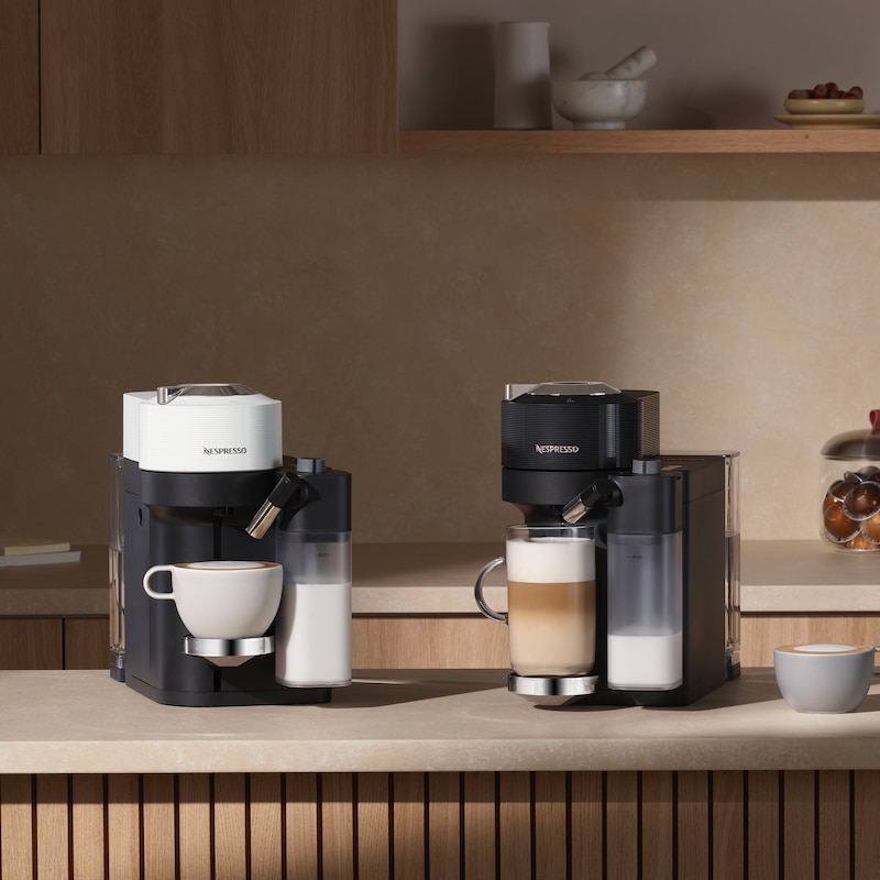 Vertuo Lattissima Matte Black & Glossy - Nespresso™ Italy