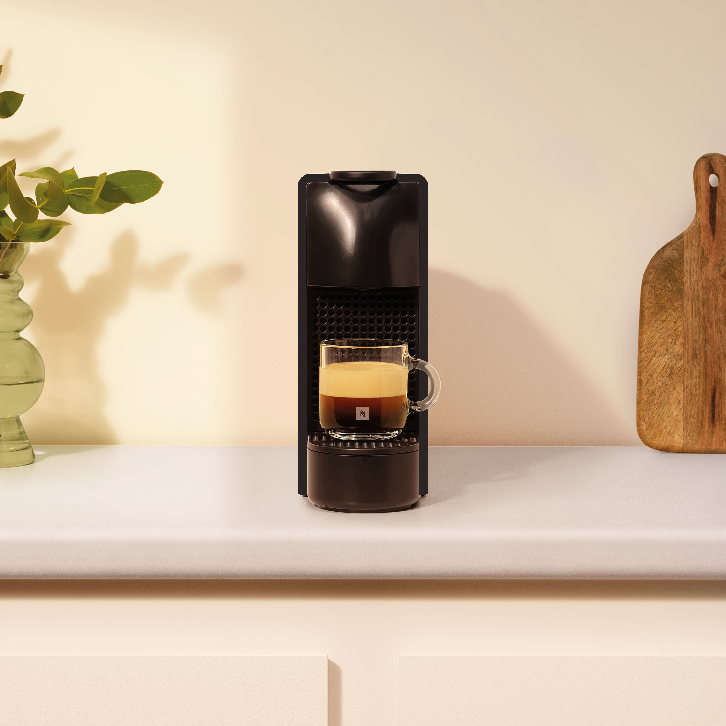Essenza Mini C30 Black - Nespresso Plus - Nespresso Korea