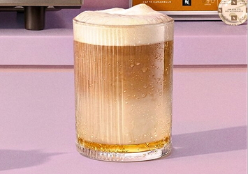 Flavoured Iced Latte Macchiato