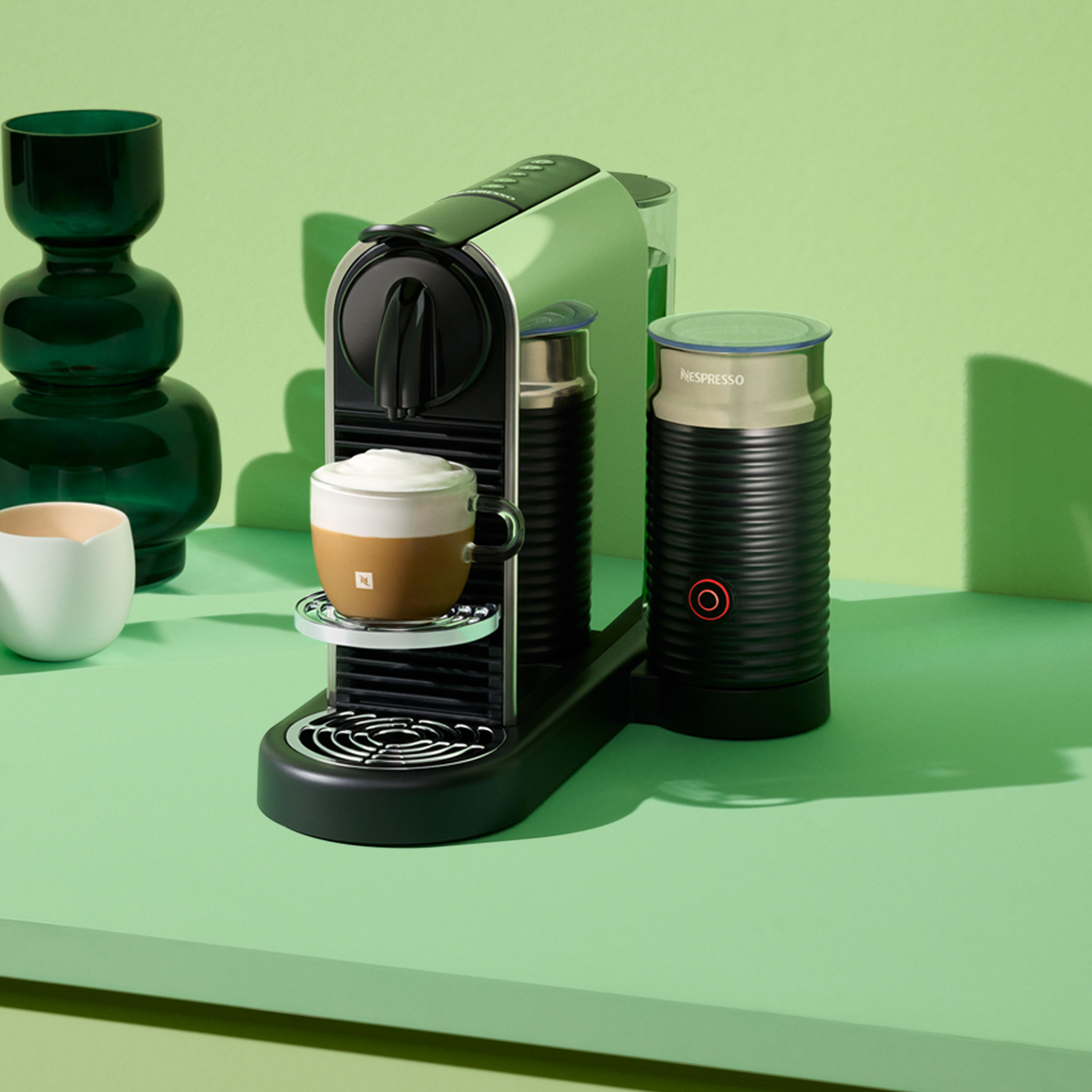CitiZ Platinum&Milk Stainless steel Coffee Machine - Nespresso™ Italy