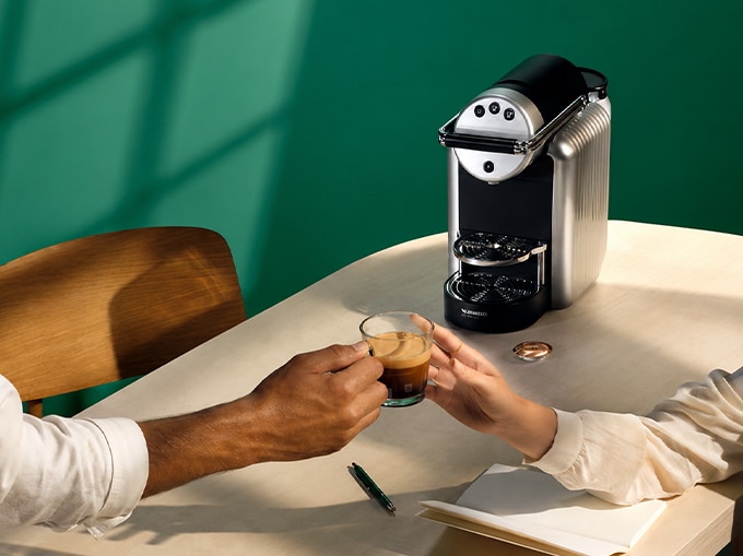 Zenius Bundle with Starbucks® by Nespresso - Office Coffee Machine