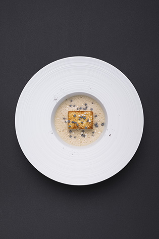 Biscuit de Lotte et Brochet, Sauce Indriya from India 2