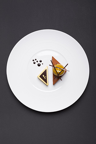 Biscuit Amaretti, Crémeux et Ganache au Grand Cru Arpeggio, Sorbet Passion 2