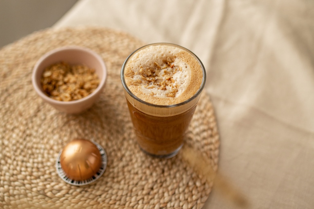 Oat and Granola Latte (lactose-free)