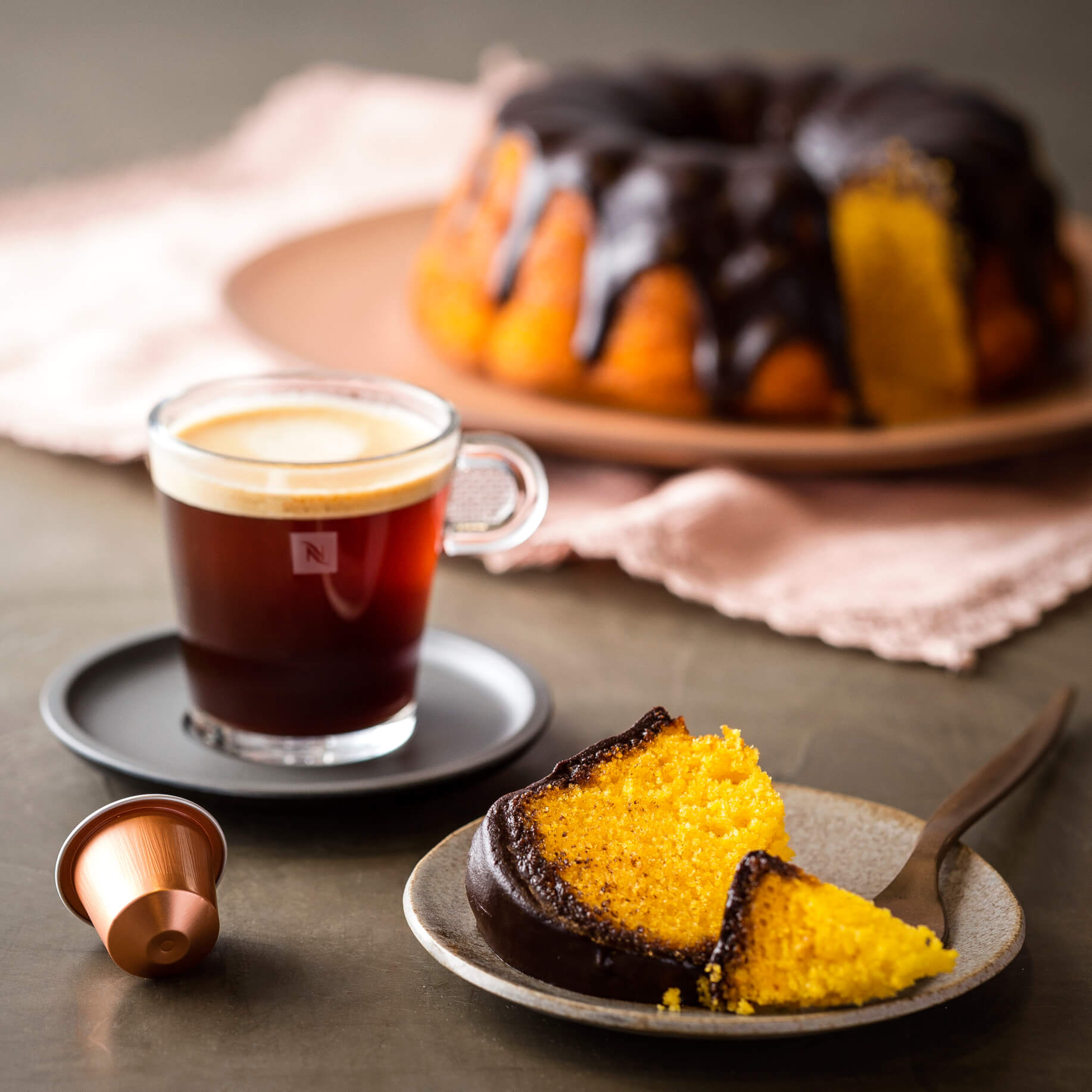 Bolo de Cenoura com cobertura de chocolate