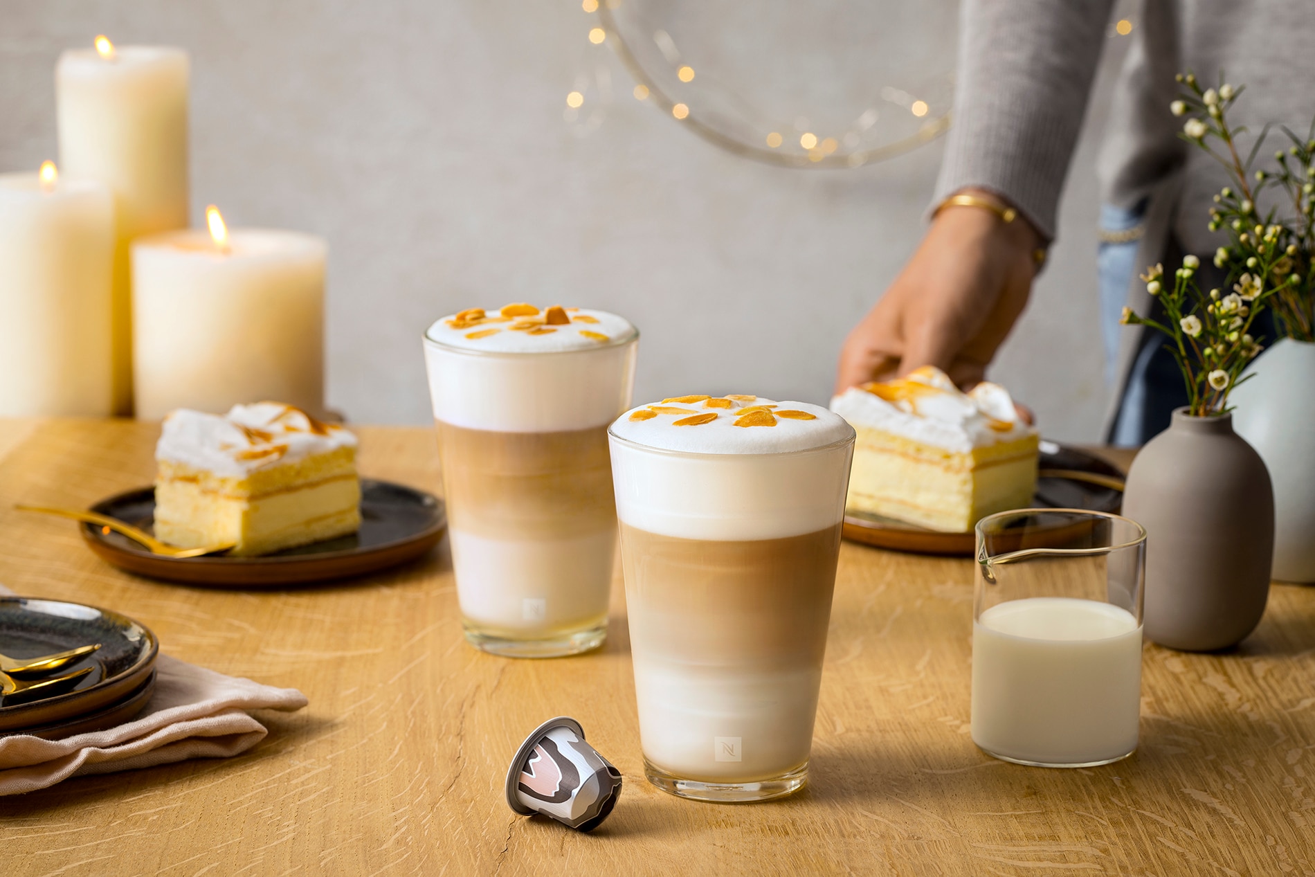 Almond Cake Latte